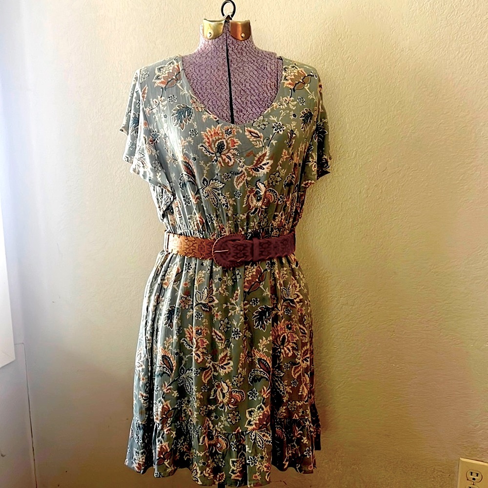 Flirty wallflower sundress